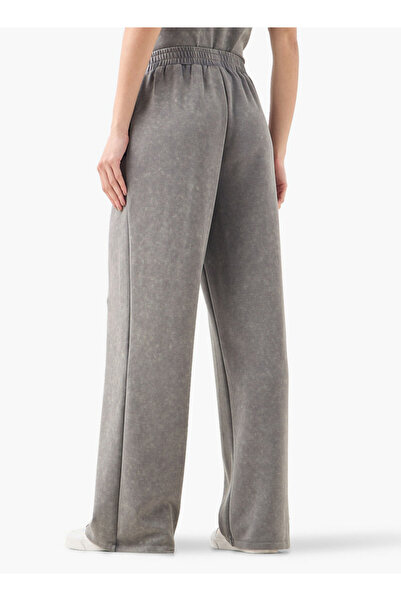 SP Characters بنطال رياضي مطرز بجيوب من Squid Game