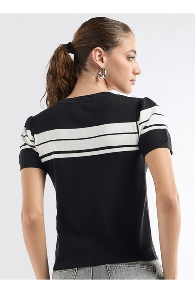 FAV Striped Crew Neck T-shirt With Short Sleeves