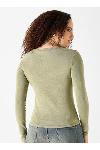 SP Characters Chr L Longsleeve Graphic Tees