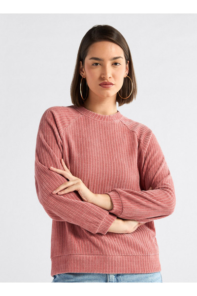 FAV سويت شيرت برقبة دائرية وأكمام راجلان