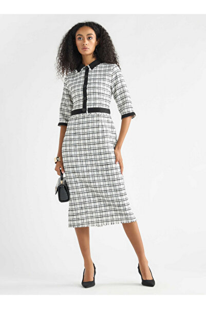 FAV Checked Shift Dress With Slit