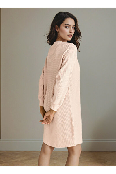 FAV فستان نوم منقوش بأكمام طويلة