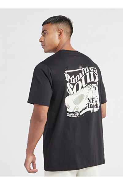 FAV Graphic Print T-shirt with Crew Neck and Short Sleeves