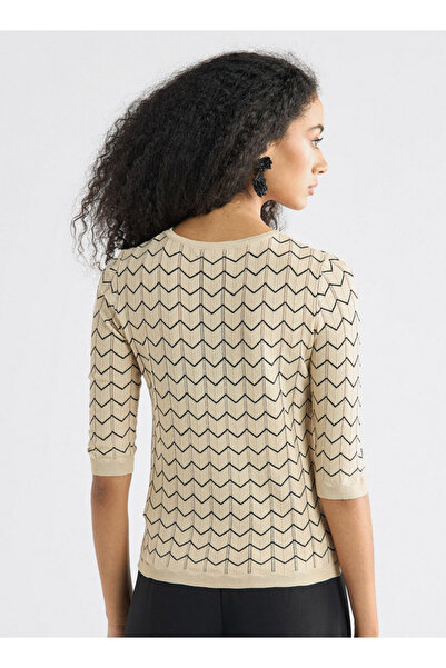 FAV Textured Sweater With Round Neck And 3/4 Sleeves