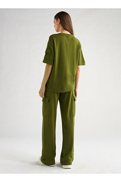 FAV Crew Neck Pocket Detail T-shirt And Cargo Pants Set