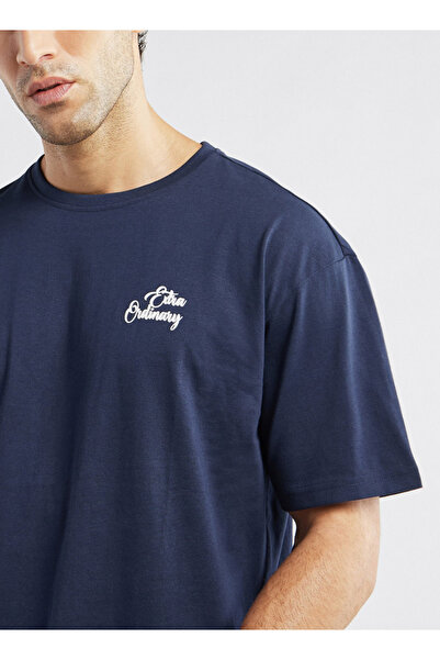 FAV Printed T-shirt with Round Neck and Short Sleeves