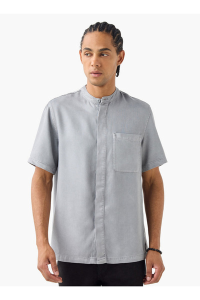 Lee Cooper قميص بقصّة عادية مع جيب على الصدر