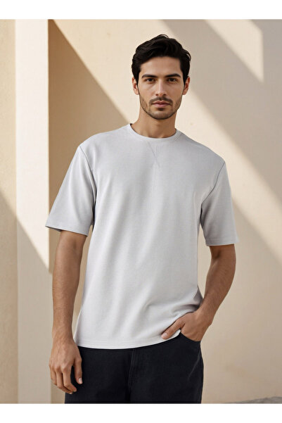 FAV Relaxed Fit Textured T-shirt