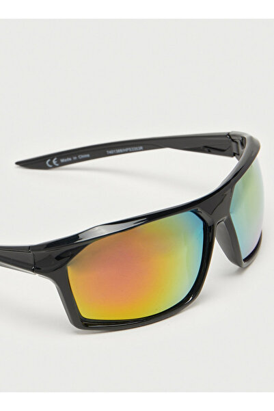 FAV Full Rim Tinted Sunglasses with Nose Pads