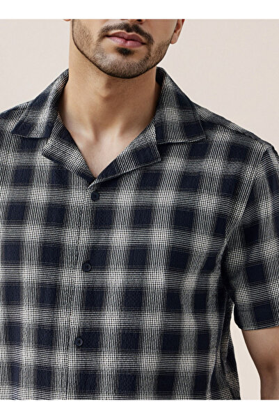 FAV Regular Fit Checked Seersucker Resort Shirt