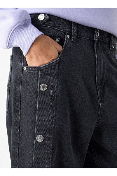 Lee Cooper Fit Wide Leg Jeans With Button Detail