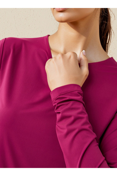 FAV Crew Neck T-shirt with Long Sleeves