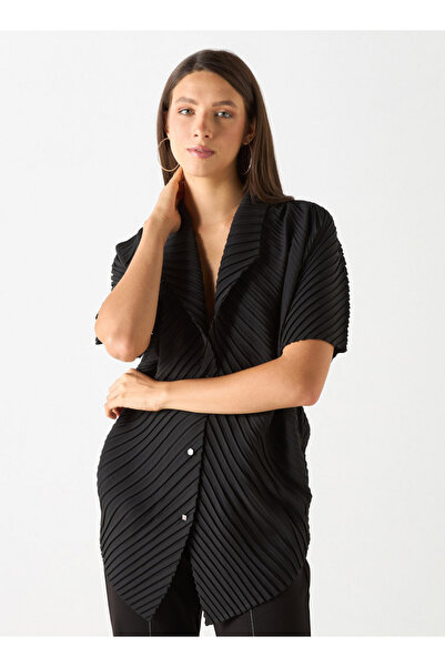 FAV Textured Collared Top with Short Sleeves