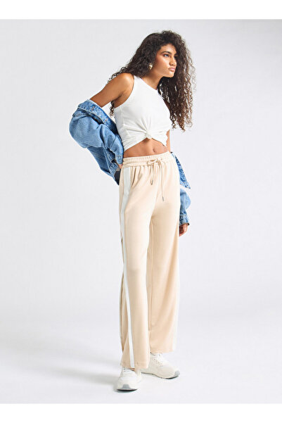 FAV Panelled Track Pants with Drawstring Closure and Pockets