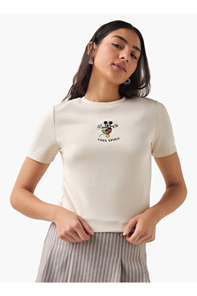 SP Characters تي شيرت مطرز بميكي ماوس بأكمام قصيرة