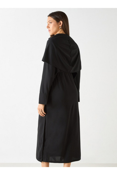 Iconic Solid Maxi Dress With Long Sleeves