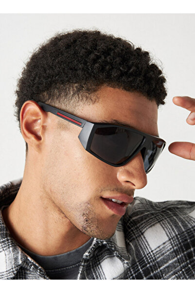 FAV Tinted Lens Full Rim Sunglasses with Nose Pads