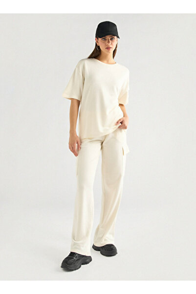 FAV Crew Neck Pocket Detail T-shirt And Cargo Pants Set