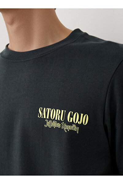 FAV Satoru Goju Print Crew Neck T-shirt