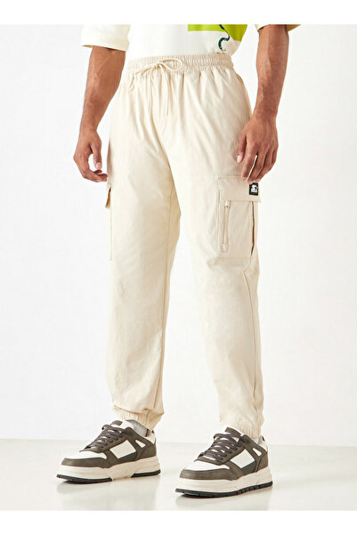 Starter Solid Regular Fit Cargo Joggers With Flexi Waist And Pockets