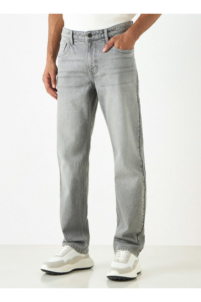 Lee Cooper Straight Cut Jeans With Pockets