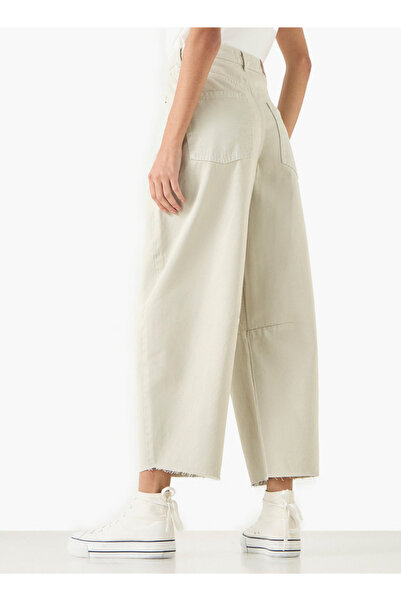 Lee Cooper Solid High-rise Horseshoe Jeans With Frayed Hem