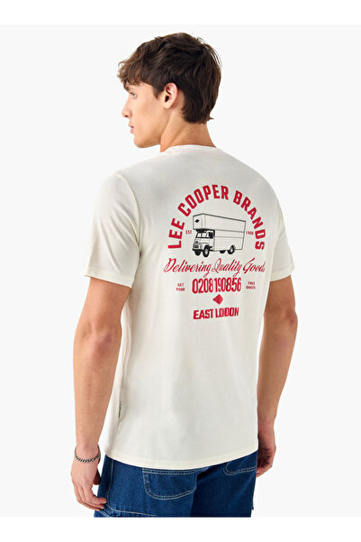 Lee Cooper تي شيرت مطرز برقبة دائرية وأكمام قصيرة