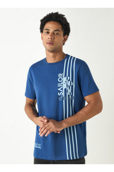 SP Characters تي شيرت بطبعة Popeye The Sailor Man ورقبة دائرية وأكمام قصيرة