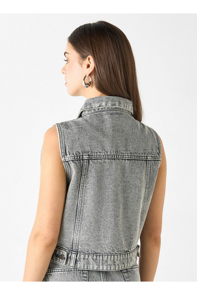 Lee Cooper Solid Sleeveless Jacket With Pockets