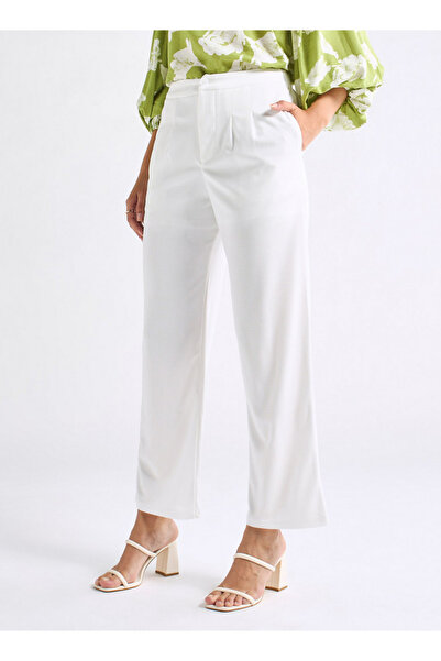 FAV Textured Wide Leg Pants With Pockets