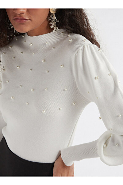FAV Pearl Embellished Sweater with Long Sleeves