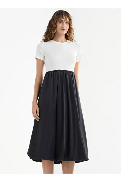 FAV Colourblock A-line Dress with Round Neck and Short Sleeves