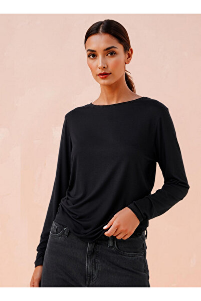 FAV تي شيرت سليم فيت بأكمام طويلة