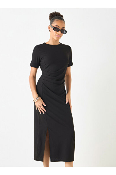 FAV Textured Round Neck Midi Dress with Short Sleeves and Slit Detail