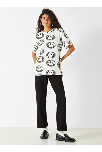 SP Characters All-Over SmileyWorld Print Crew Neck T-shirt with Short Sleeves