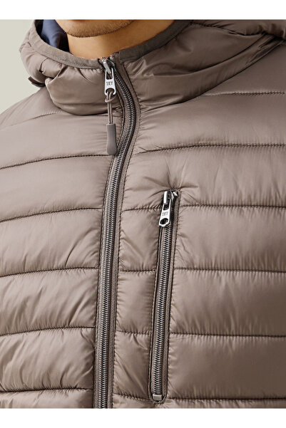 FAV Quilted Lightweight Hooded Jacket