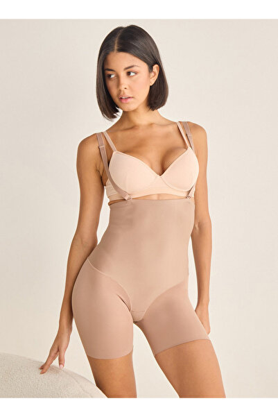 FAV Textured Shapewear Shorts