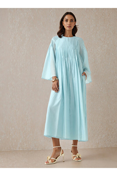 Iconic Fluid Pintuck Maxi Dress