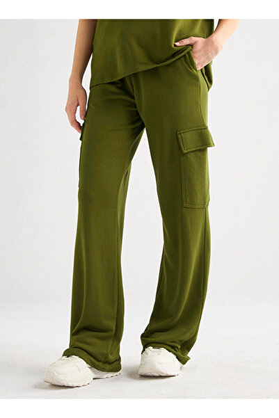 FAV Crew Neck Pocket Detail T-shirt And Cargo Pants Set