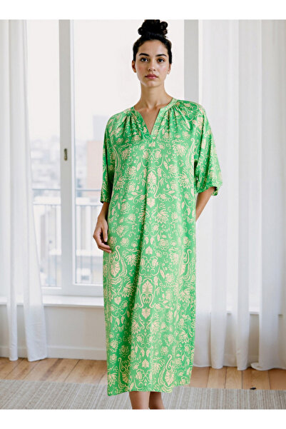 FAV فستان نوم مطبوع مع ياقة وأكمام 3/4