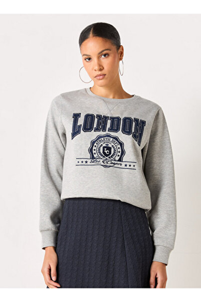Lee Cooper Applique Detail Sweatshirt With Long Sleeves