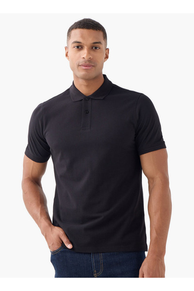 FAV تي شيرت بولو بقصّة عادية وأكمام قصيرة