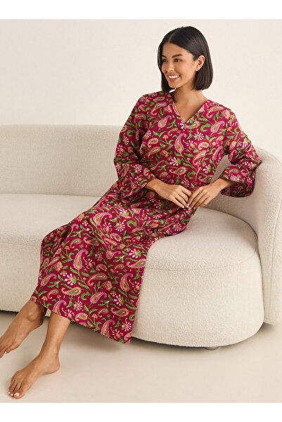 FAV فستان نوم قفطان بطبعة بيزلي مع رقبة على شكل حرف V