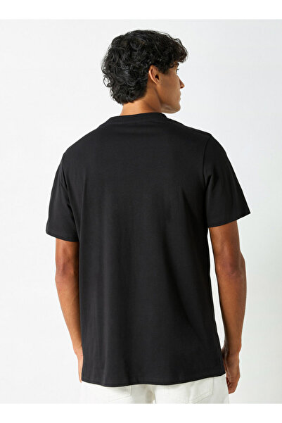 SP Characters CHARACTER TEE