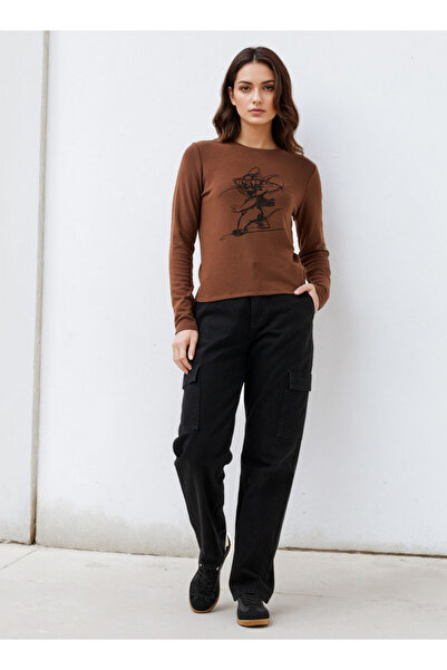 SP Characters Chr L Longsleeves Graphic Tee