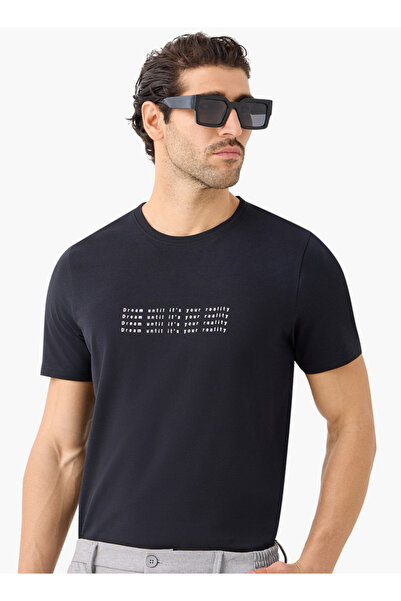 Iconic تي شيرت مطبوع برقبة دائرية وأكمام قصيرة