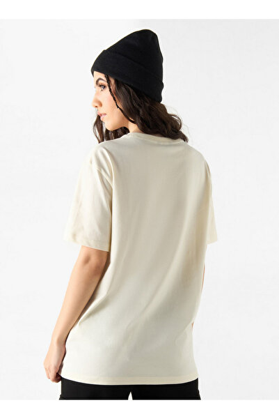 SP Characters تي شيرت بطبعة أنمي مع رقبة دائرية وأكمام قصيرة