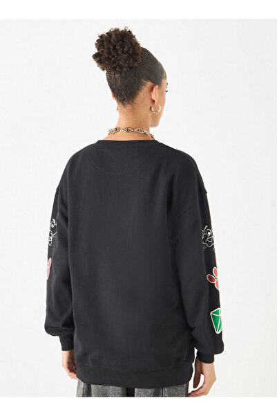 SP Characters Graphic Print Sweatshirt with Long Sleeves