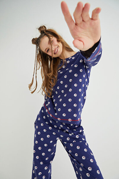 Hello Kitty Lisanslı Uzun Kollu Lacivert Pamuklu Pijama Takımı