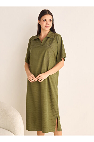 FAV قميص نوم دوبي مطرز بالزهور مع ياقة وأكمام قصيرة